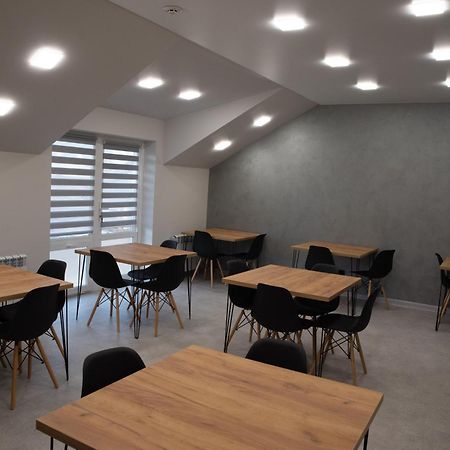Готельні Кімнати Bodro Clinic Novovolyns'k Buitenkant foto